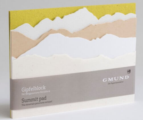 Gipfelblock von Gmund in lime beige Tönen stehend